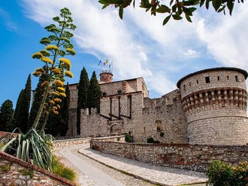Private Historic Walking Tour in Brescia