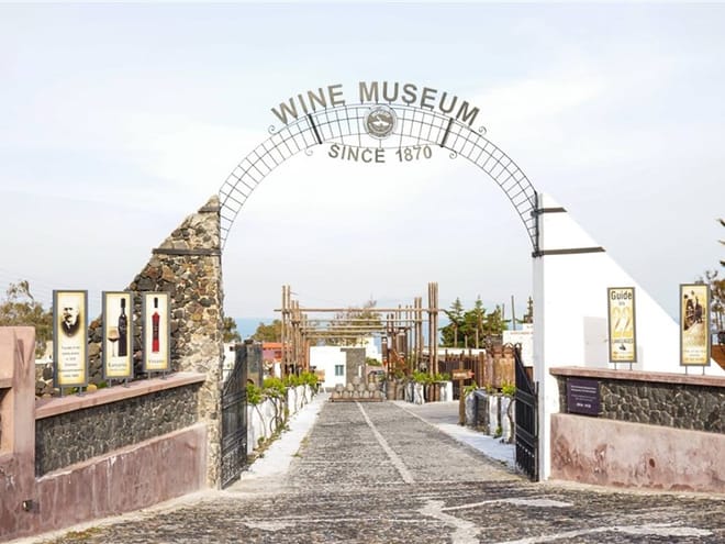 Santorini Private Wine Exprerience : 3 Wineries & Local Snacks 7
