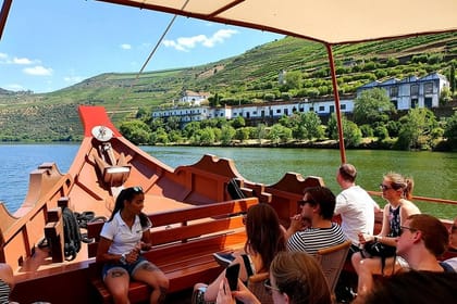 From Porto: Douro Valley: Wine Tour with Lunch Tastings & River Cruise