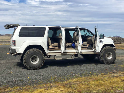 Askja Caldera & Herðubreiðarlindir - Super jeep day tour, photo 2