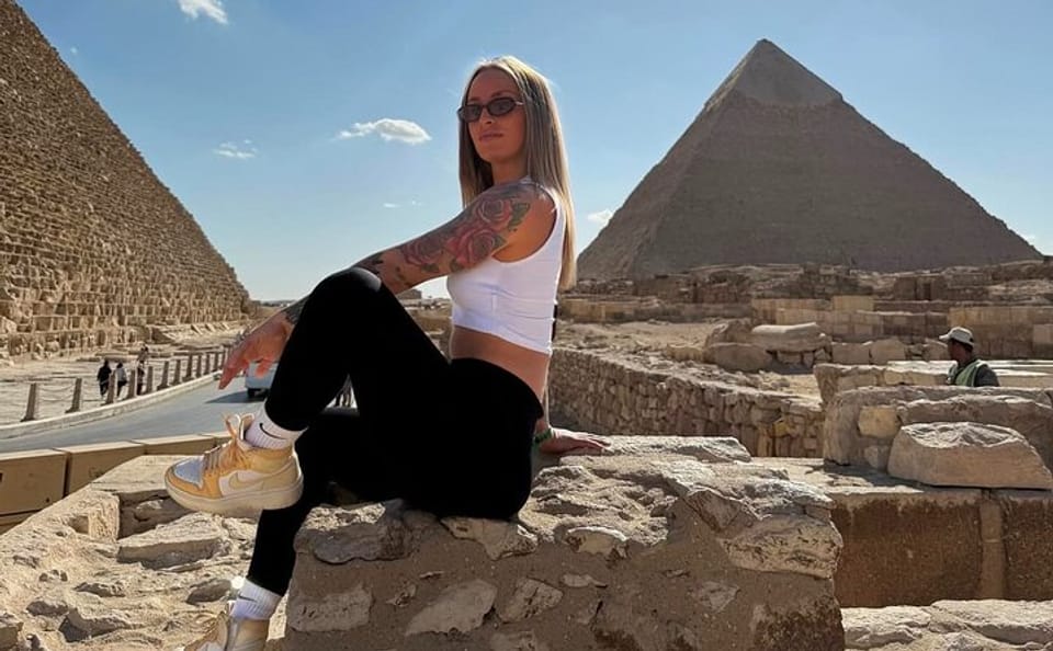 Giza Pyramids Day Tour with Camel Ride and Highlights