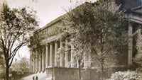 Cambridge Audio Tour: Ivy League Legends and City Stories 3