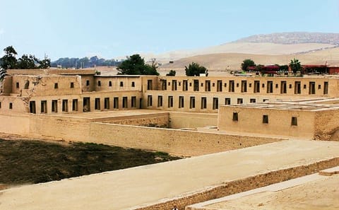 Barranco and Pachacamac Cultural Half Day Tour in Lima