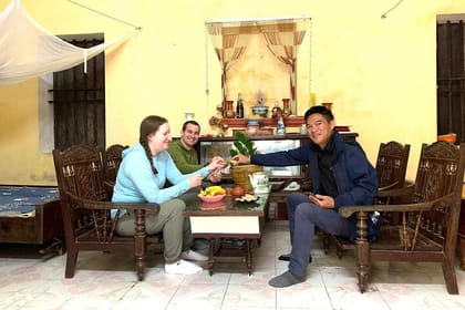 Full-Day Ninh Binh Luxury Tour from Hanoi (Group of 9 Guests)