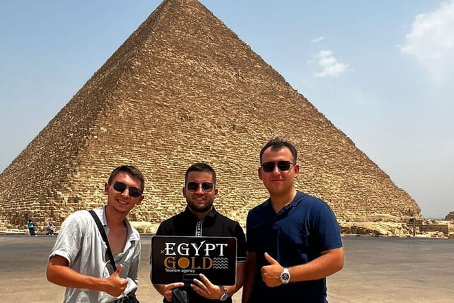 Cheap Full DayTour Giza Pyramids,Memphis,Saqqara,Dahshur andlunch