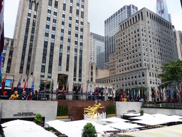 Explore Upper and Lower Manhattan on a Guided City Tour