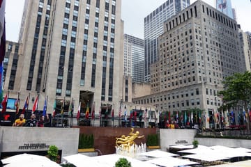 Explore Upper and Lower Manhattan on a Guided City Tour