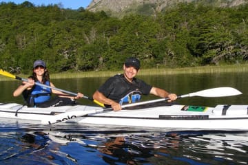 Kayaking in Machonico lakes on the Siete Lagos trail