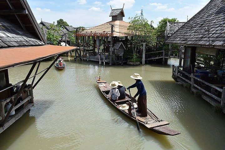 Pattaya Landmarks & Floating Market Adventure: Temples, Views & Culture