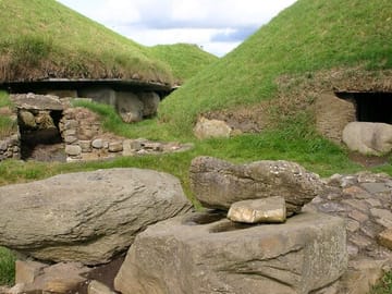 Celtic Boyne Valley Day Trip from Dublin with Guided Tours