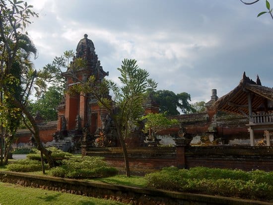 Bali: Jatiluwih Rice Terrace and Ancient Temples Private Tour 4