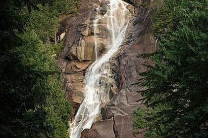 Vancouver Sea to Sky Gondola Tour in Squamish & Cypress Winter Fun Private