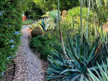 Guided Tour of Anima Garden in Marrakech with Transfers