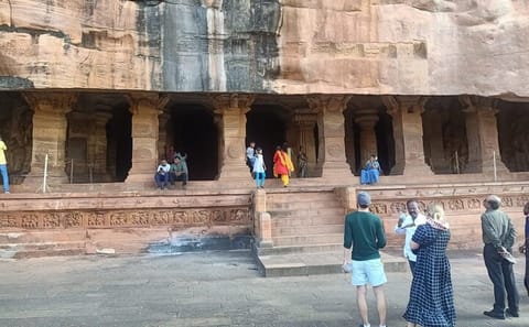 Cultural and Wildlife Tour from Hubli to Badami and Aihole