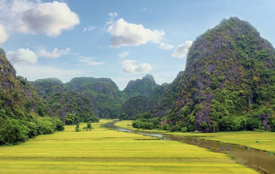 Hoa Lu and Tam Coc Day Tour in Ninh Bình, Vietnam