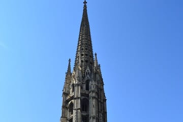 Private Guided Historic Walking Tour of Bordeaux