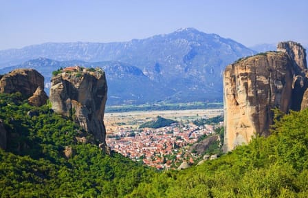8-Day Ancient Greece Tour with French-Speaking Guide