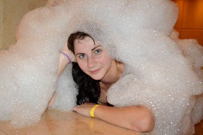 Sea &amp; Spa, 2 hours Semi Submarine &amp; Relaxing 2 hours Turkish Bath - Hurghada