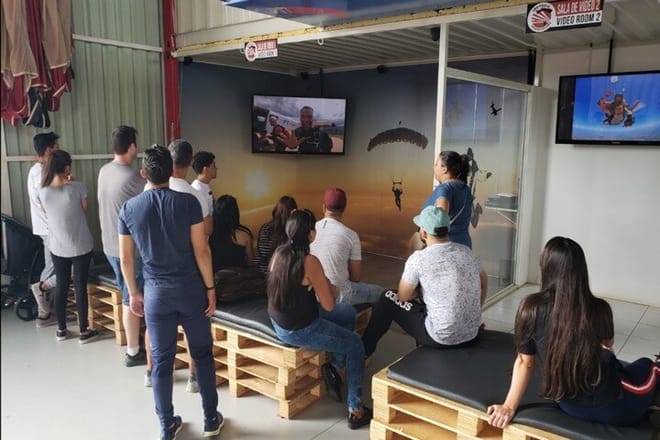 Double Parachute Jump Experience in Boituva – With Private Transport (Skydiving) photo 5