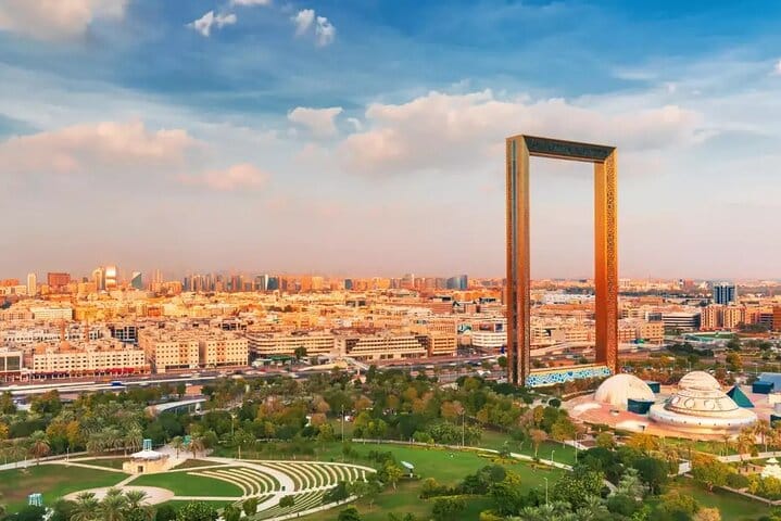 Dubai Frame Ticket with Glass Bridge And 360° City Views 4