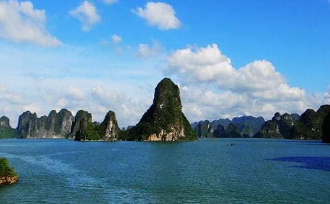 Half-Day Luxury Cruise in Ha Long Bay, Vietnam
