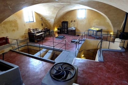 Santorini Family Friendly Private Tour