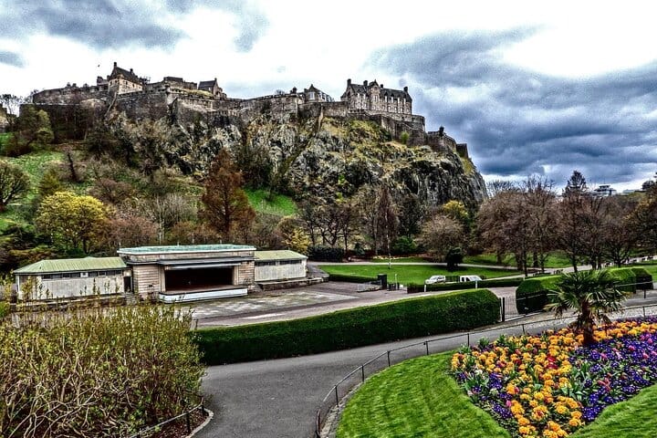 Edinburgh Castle Guided Tour - Tickets Included