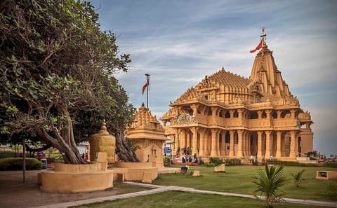 Cultural Tour from Rajkot to Somnath: History and Spirituality