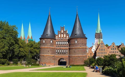 Guided Walking Tour of Historic Lübeck Landmarks