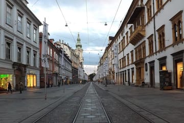 Graz Old Town Tour with Scenic Funicular Ride to Schlossberg