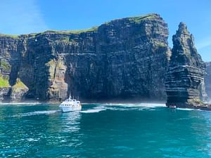 Connemara, Aran Islands (Inisheer), Cliffs of Moher Cruise & Burren tour from Galway City. Guided