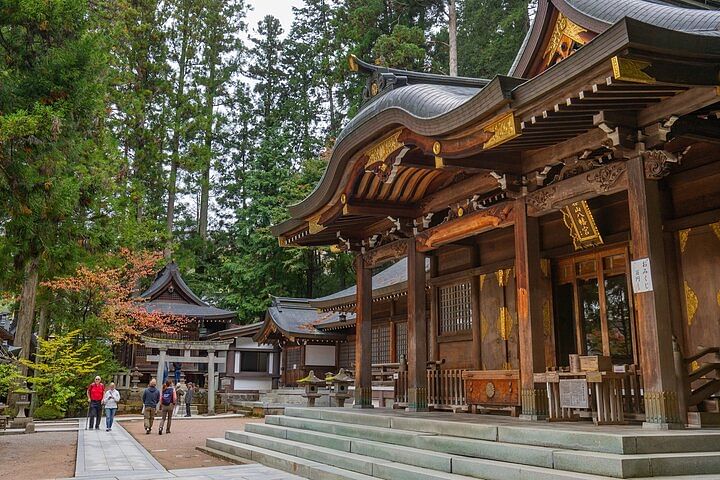 Nagoya to Hida Takayama & Shirakawago World Heritage Day Tour