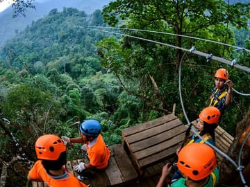 Zipline 900m
