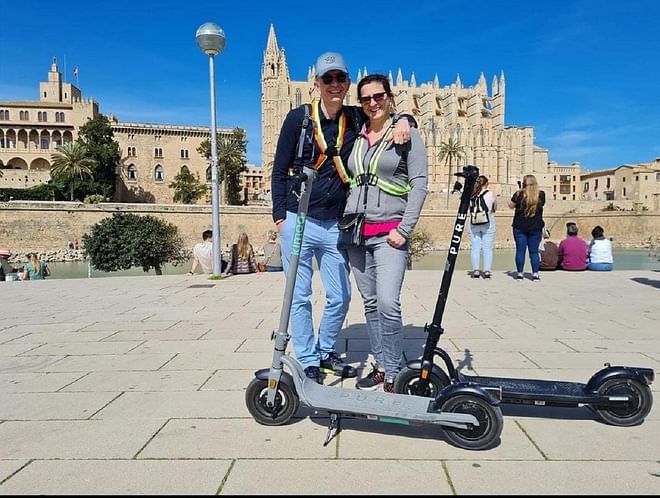 Tour en patinete eléctrico por el casco histórico de Palma