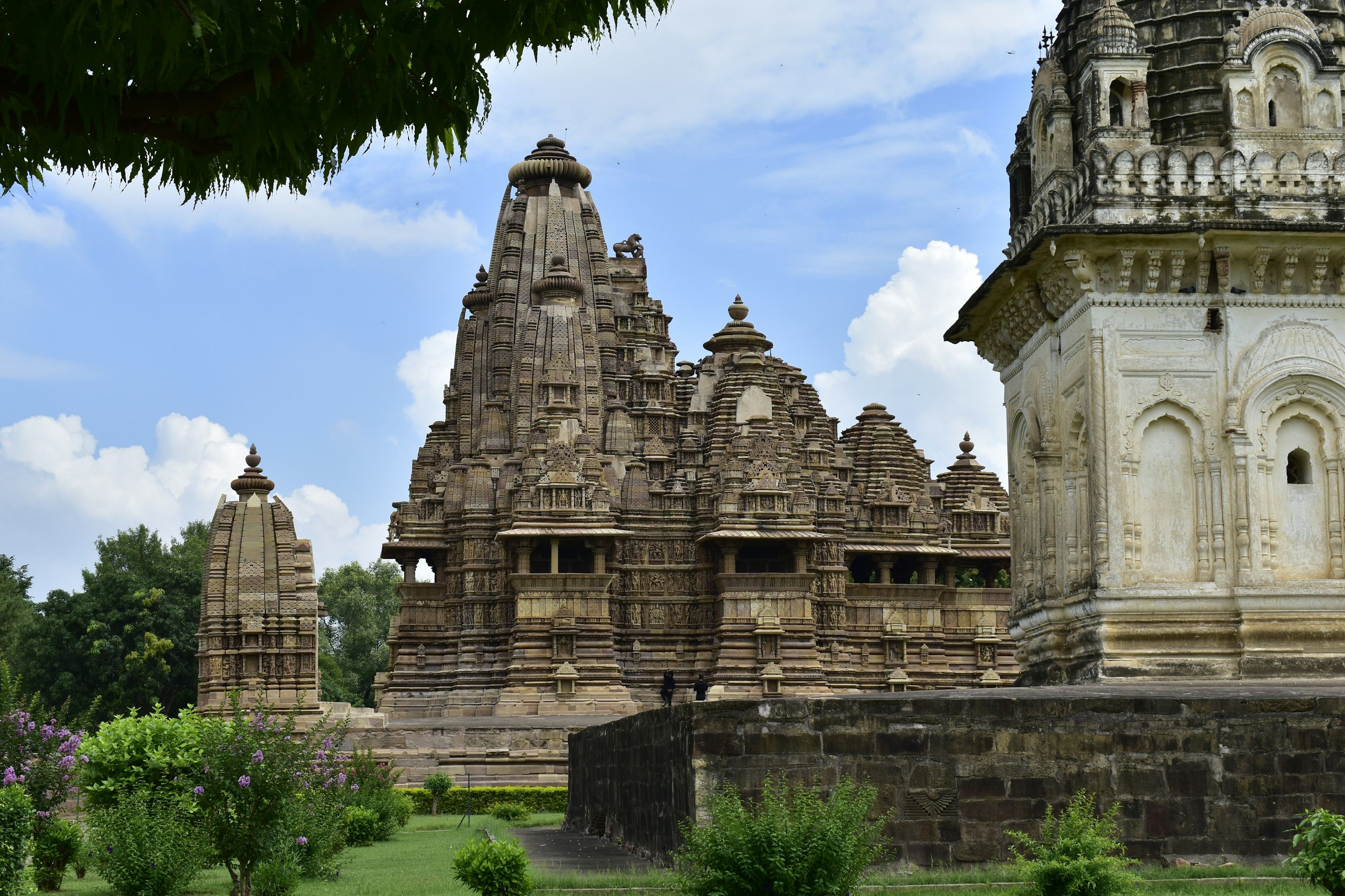Kajuraho temple | india 6 days tour