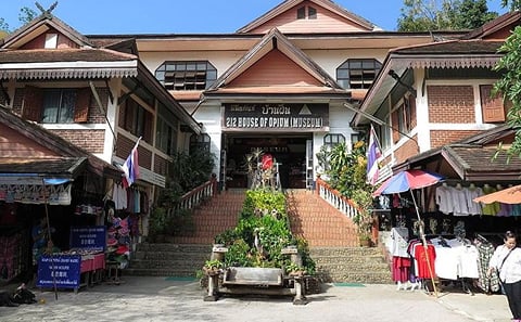 Chiang Rai, Golden Triangle and Long Neck Karen