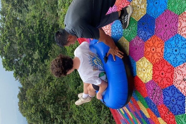 San Salvador City Tour - Rainbow Slide