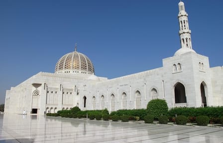 Private Day Trip to Grand Mosque and Nizwa Market