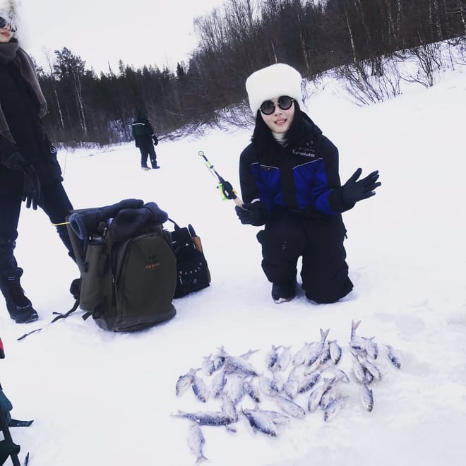 Ice Fishing & Steaming Hot Drinks 10