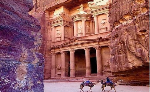 Private Full-Day Tour of Petra and Wadi Rum from Aqaba