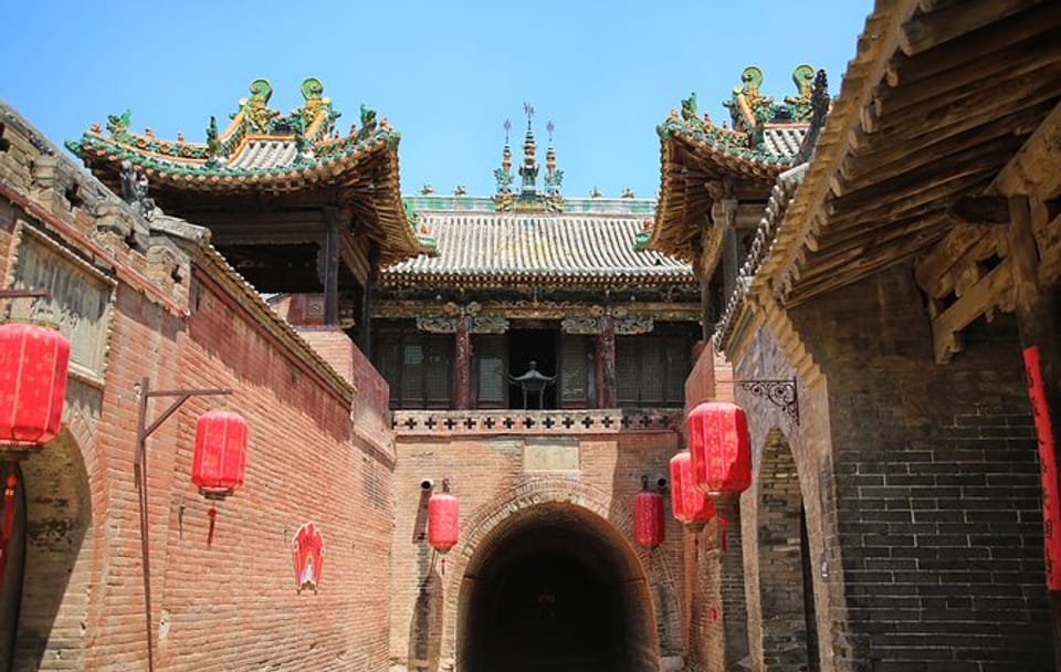 Pingyao Ancient City and Zhangbi Castle Day Tour