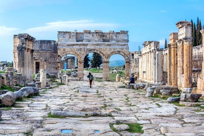 Alanya: Pamukkale and Hierapolis Full-day Guided Tour 2