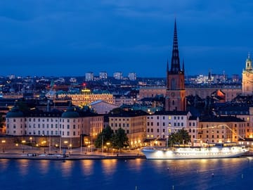 Christmas Market Walking Tour in Stockholm's Historic Streets