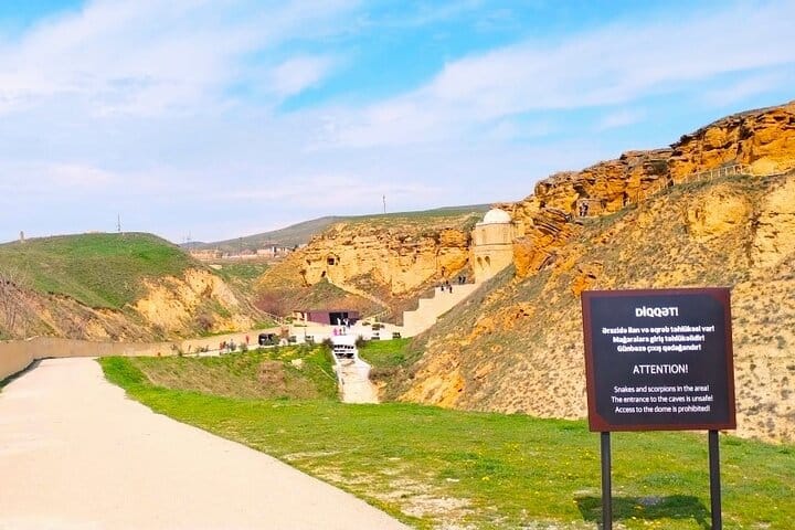 Diribaba mauseloum-Shamakhi tour-azerbaijan tour