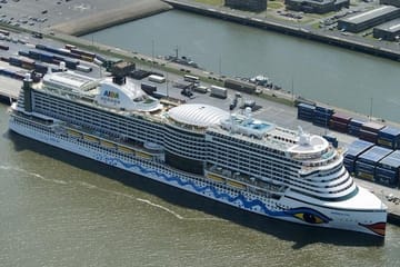 Private Full-Day Tour of Ghent and Bruges from Zeebrugge