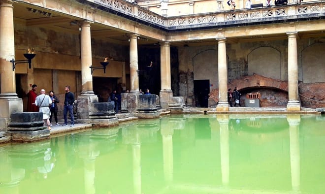 Bath and the Cotswolds Private Taxi Tour