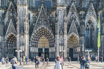 Cologne Old Town Tour: History, Culture, and Cathedral Highlights