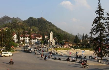 Sapa Easy Trekking Tour 1 Day – Rice Paddies and Cultures