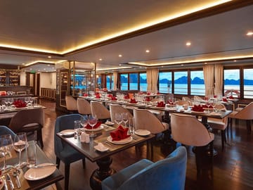 Athena Luxury Cruise - Overnight 5 Star Cruise in Halong Bay
