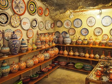 Avanos (Pottery)